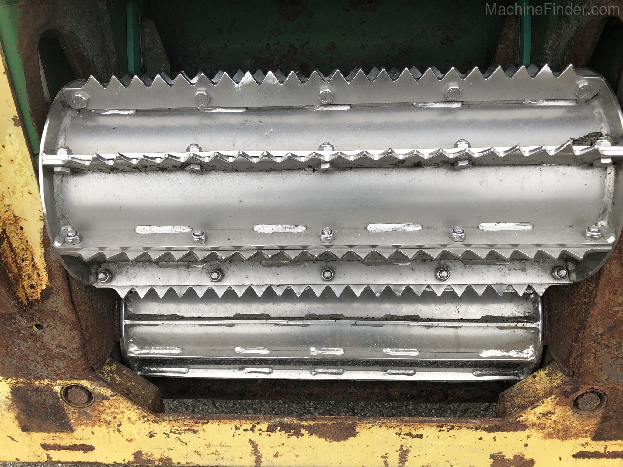 1997 John Deere 6710 Image 9