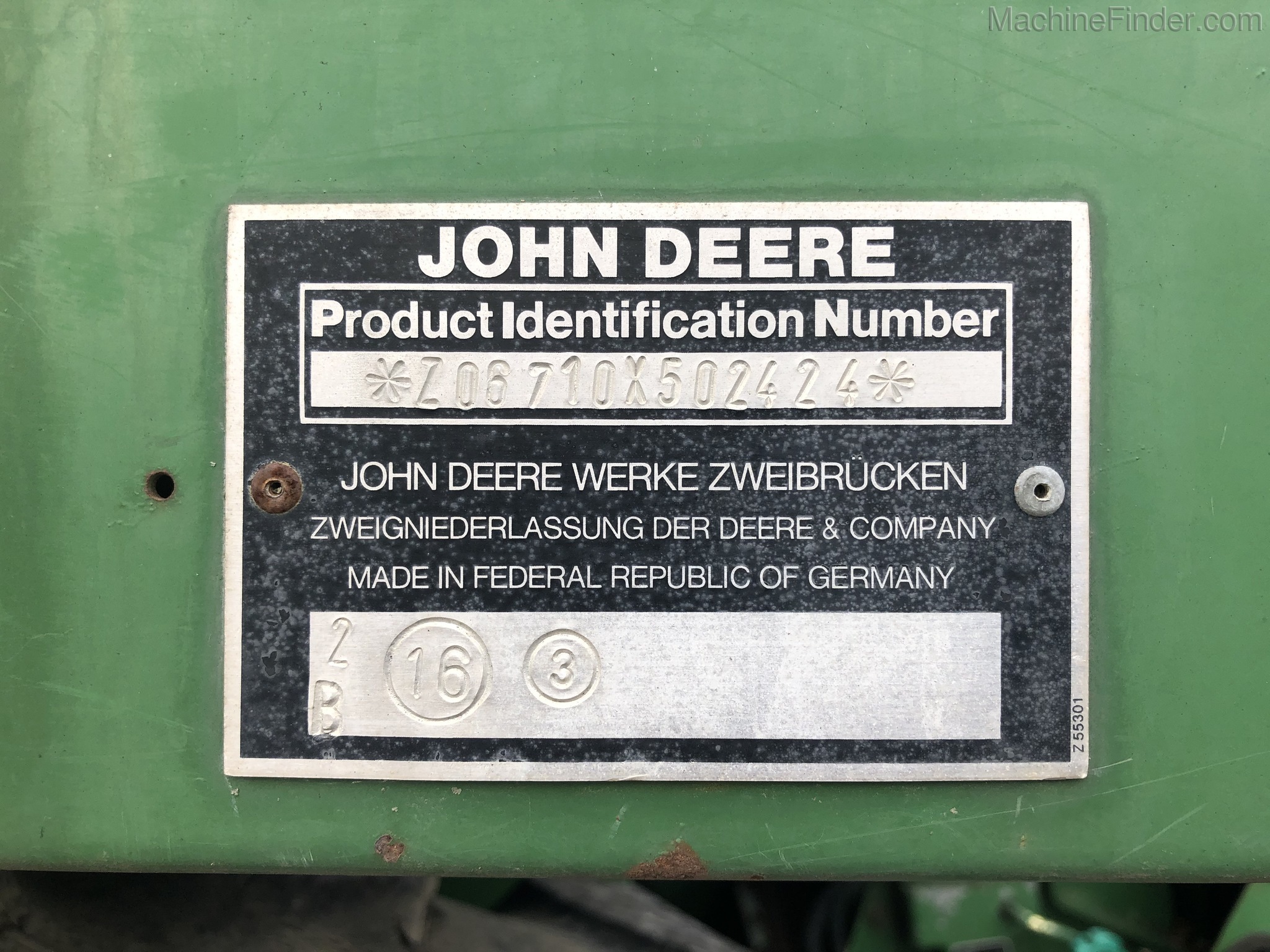 1997 John Deere 6710 Image 17