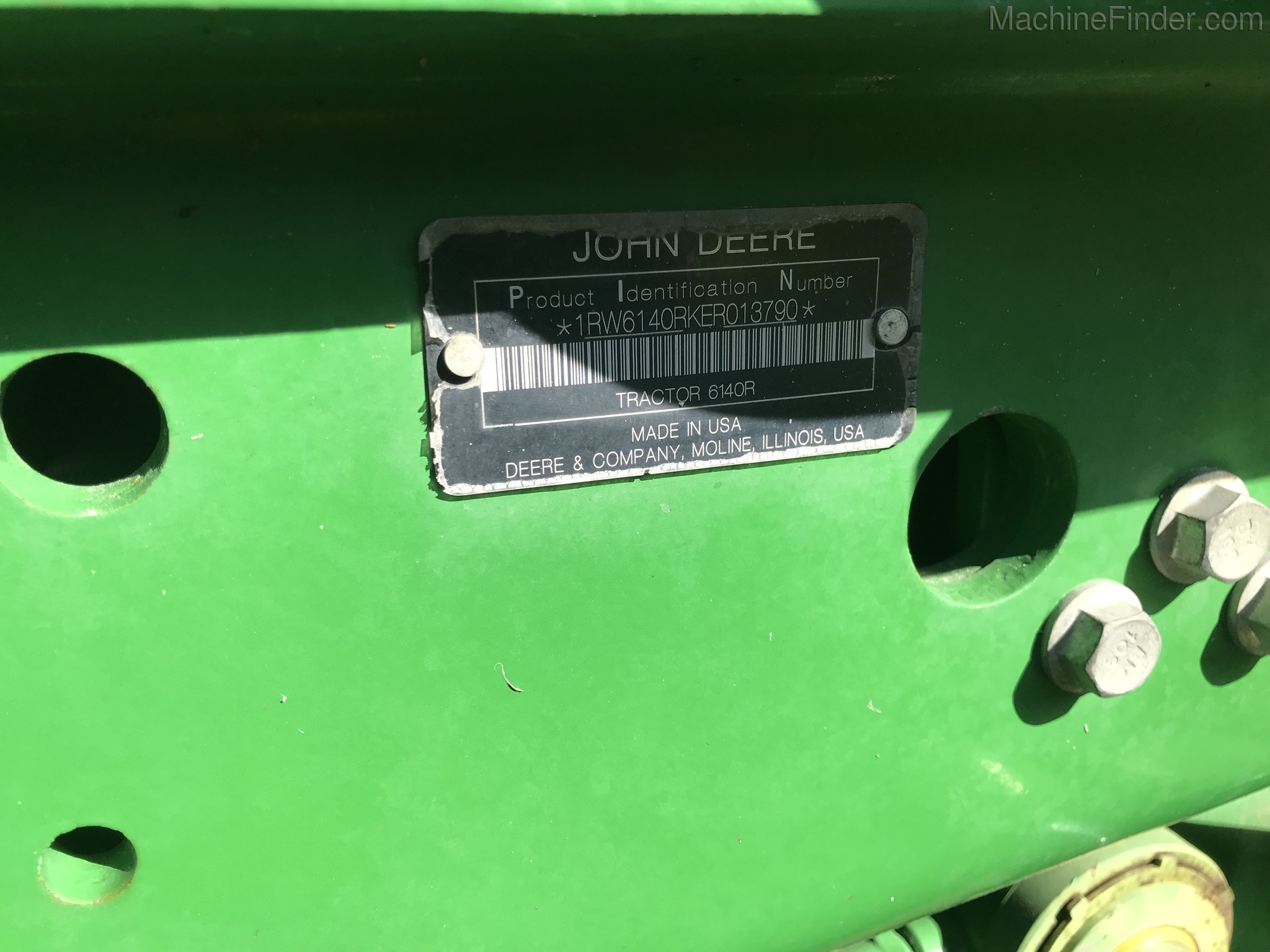 2014 John Deere 6140R Image 8