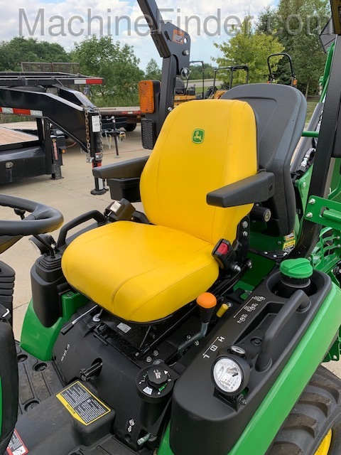 2020 John Deere 1025R TLB Image 8