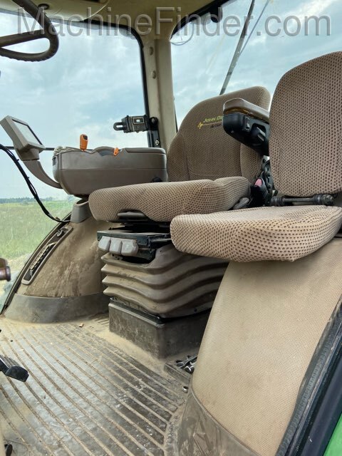 2013 John Deere 8310R Image 8