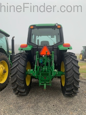 2017 John Deere 6145M Image 3