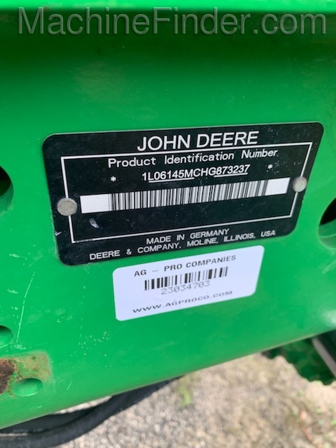 2017 John Deere 6145M Image 6