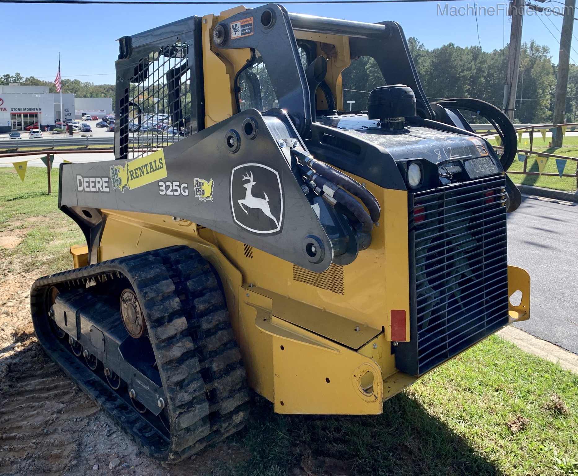 2020 John Deere 325G Image 4