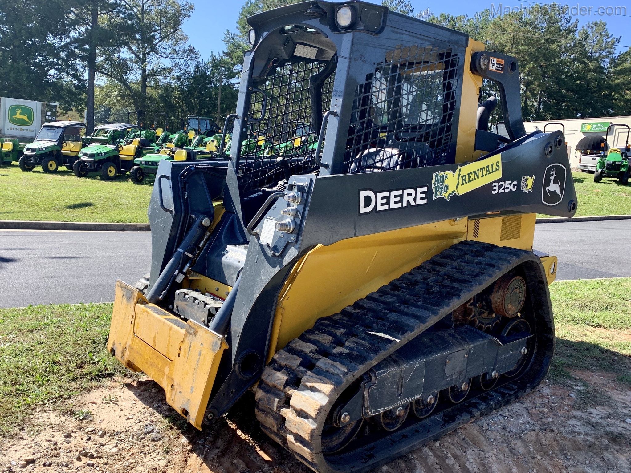 2020 John Deere 325G Image 1
