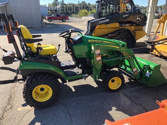 2019 John Deere 1025R Image 3
