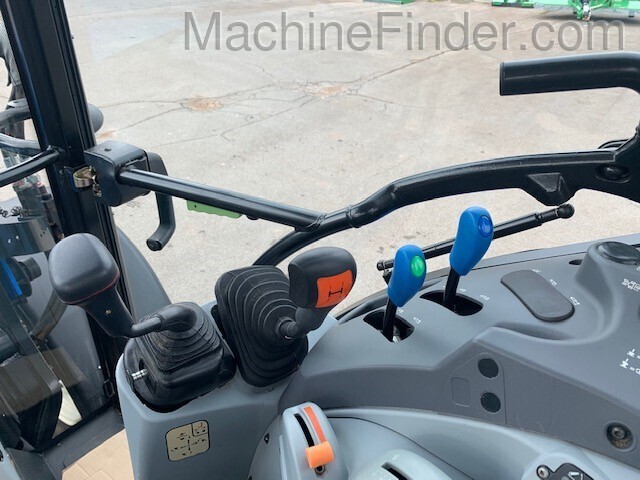 New Holland T5.95 Image 9