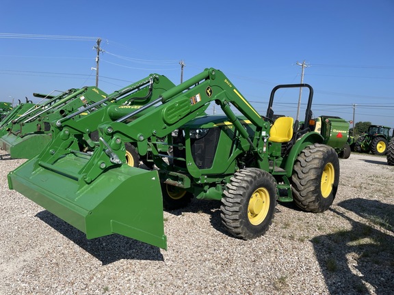 2015 John Deere 5100E Image 1