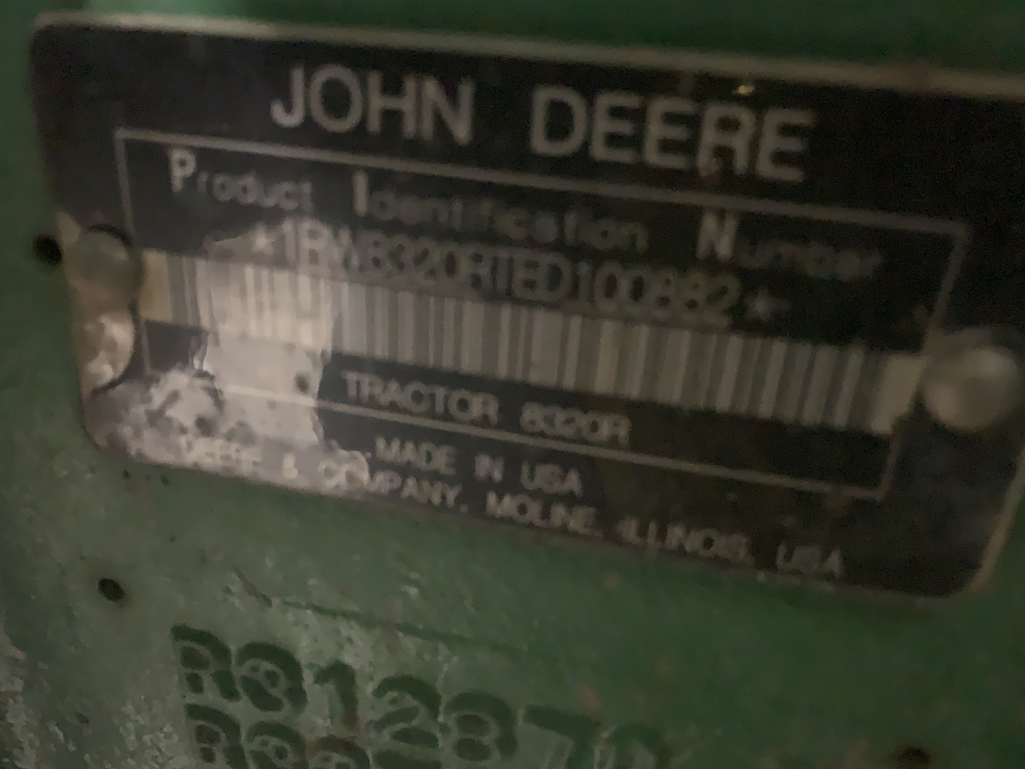2015 John Deere 8320R Image 7