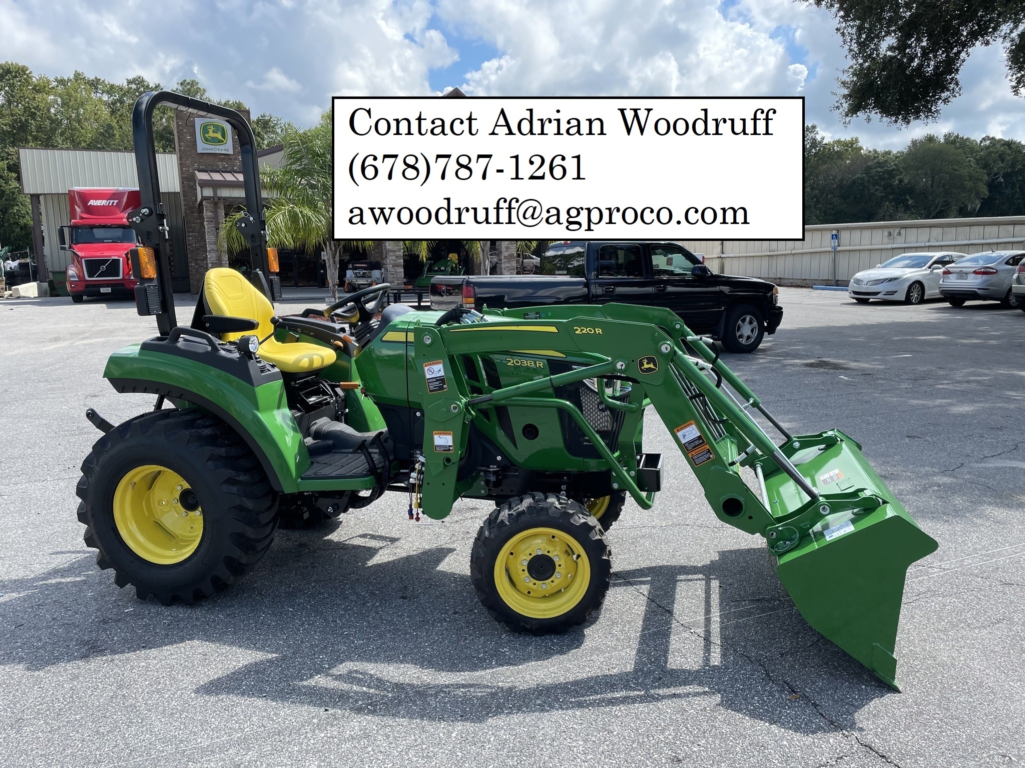 2024 John Deere 2038R Image 5