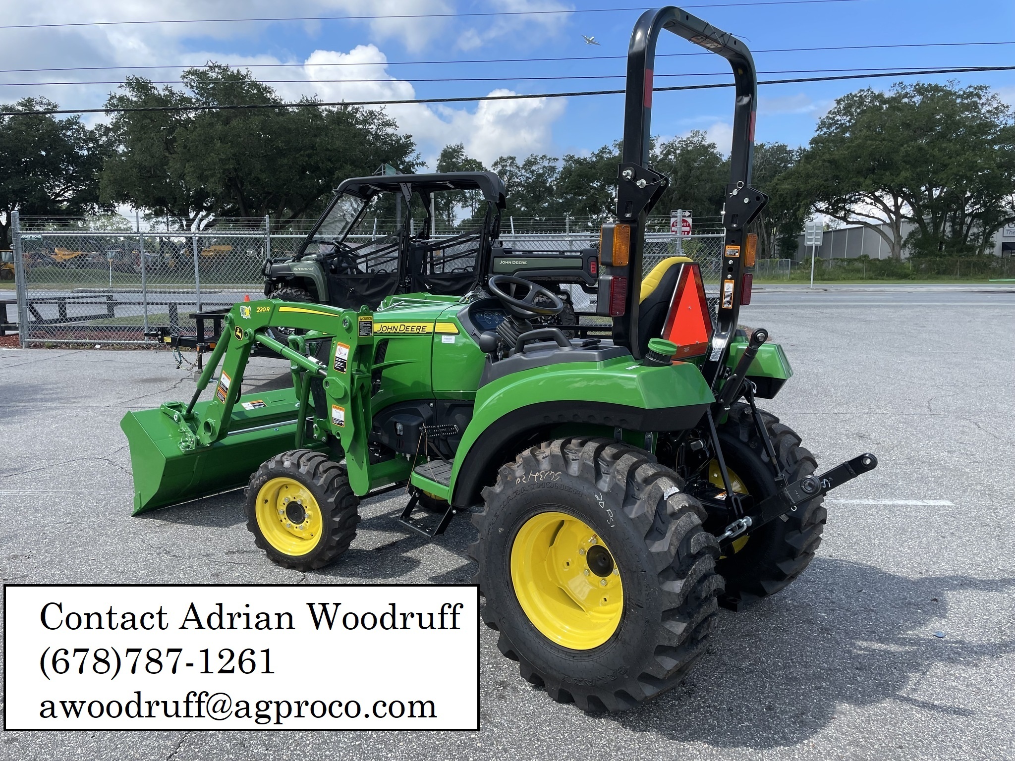 2024 John Deere 2038R Image 8