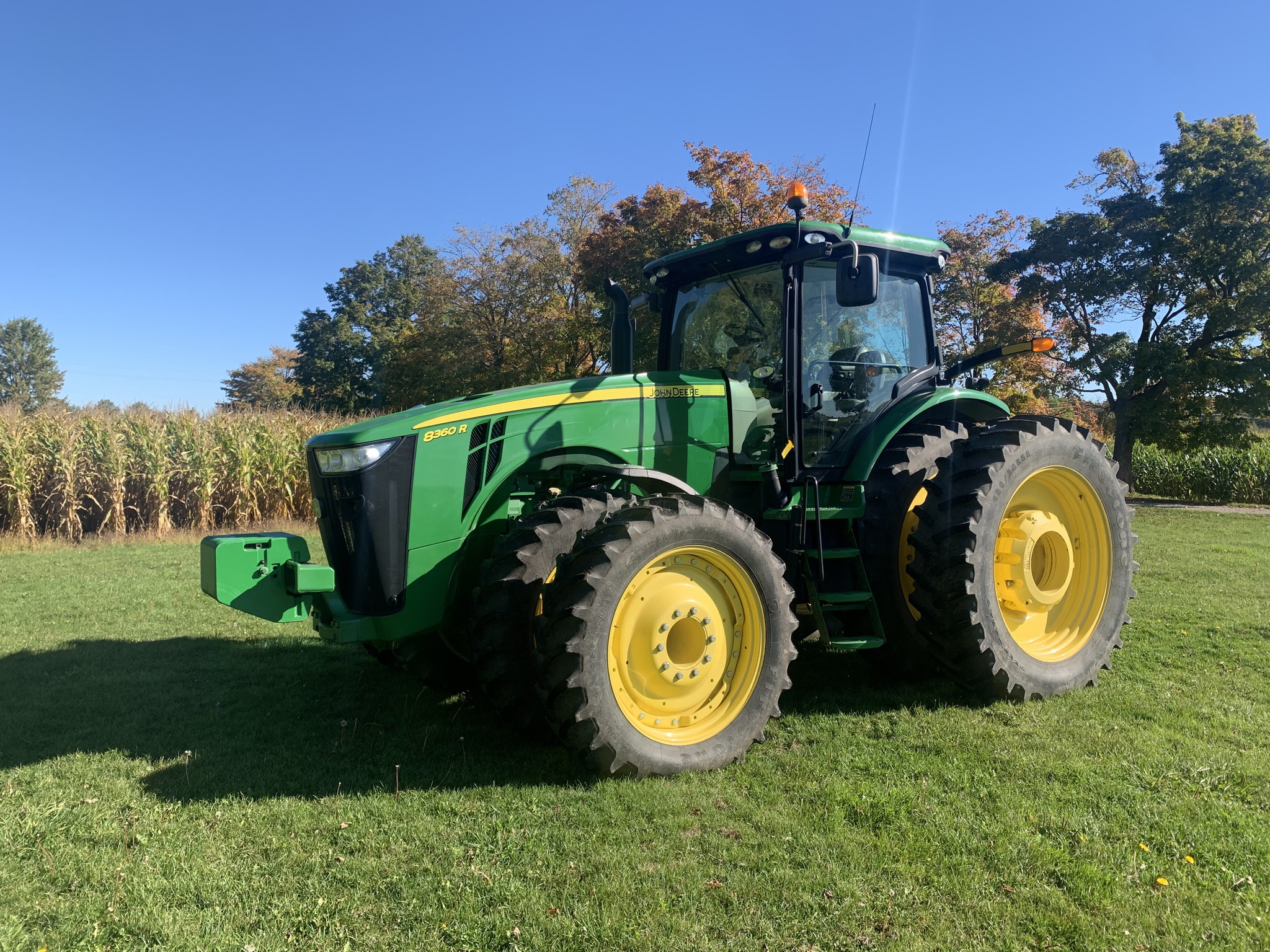 2012 John Deere 8360R Image 1