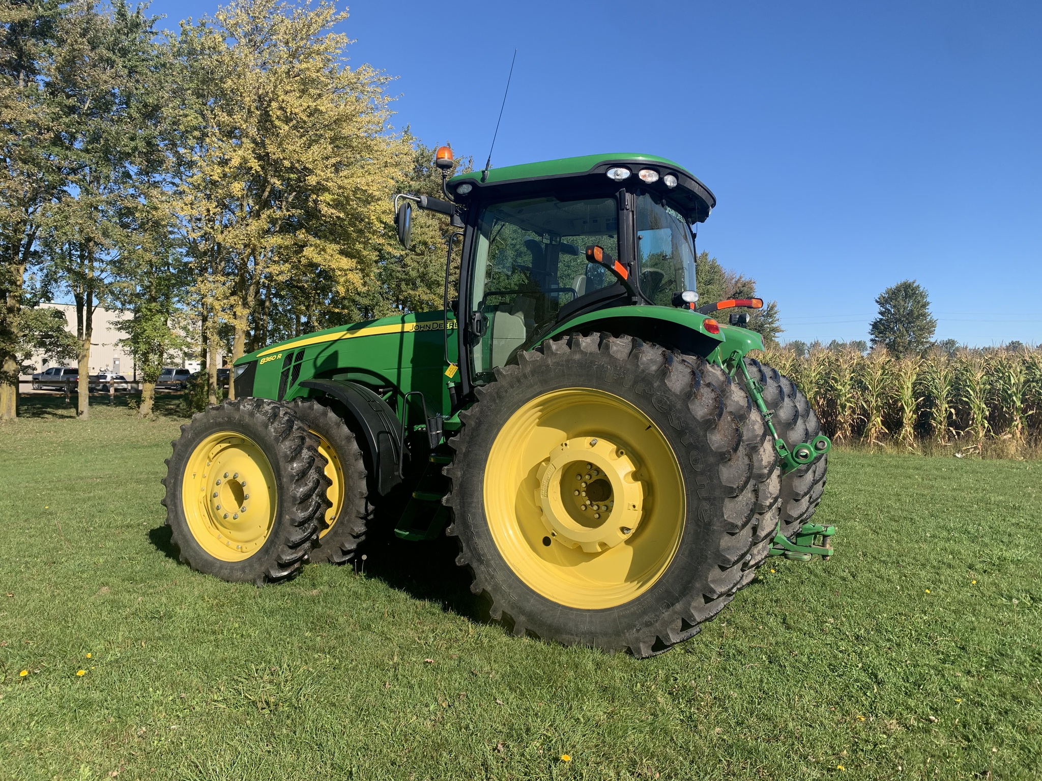 2012 John Deere 8360R Image 5