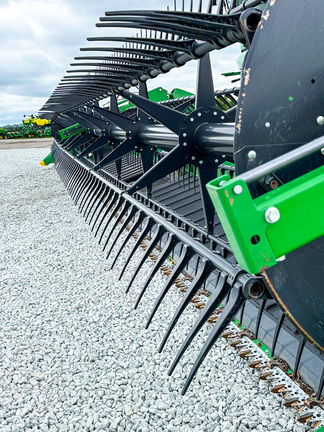 2016 John-Deere 640FD