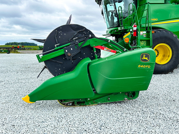 2016 John-Deere 640FD