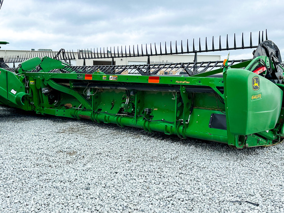 2016 John-Deere 640FD