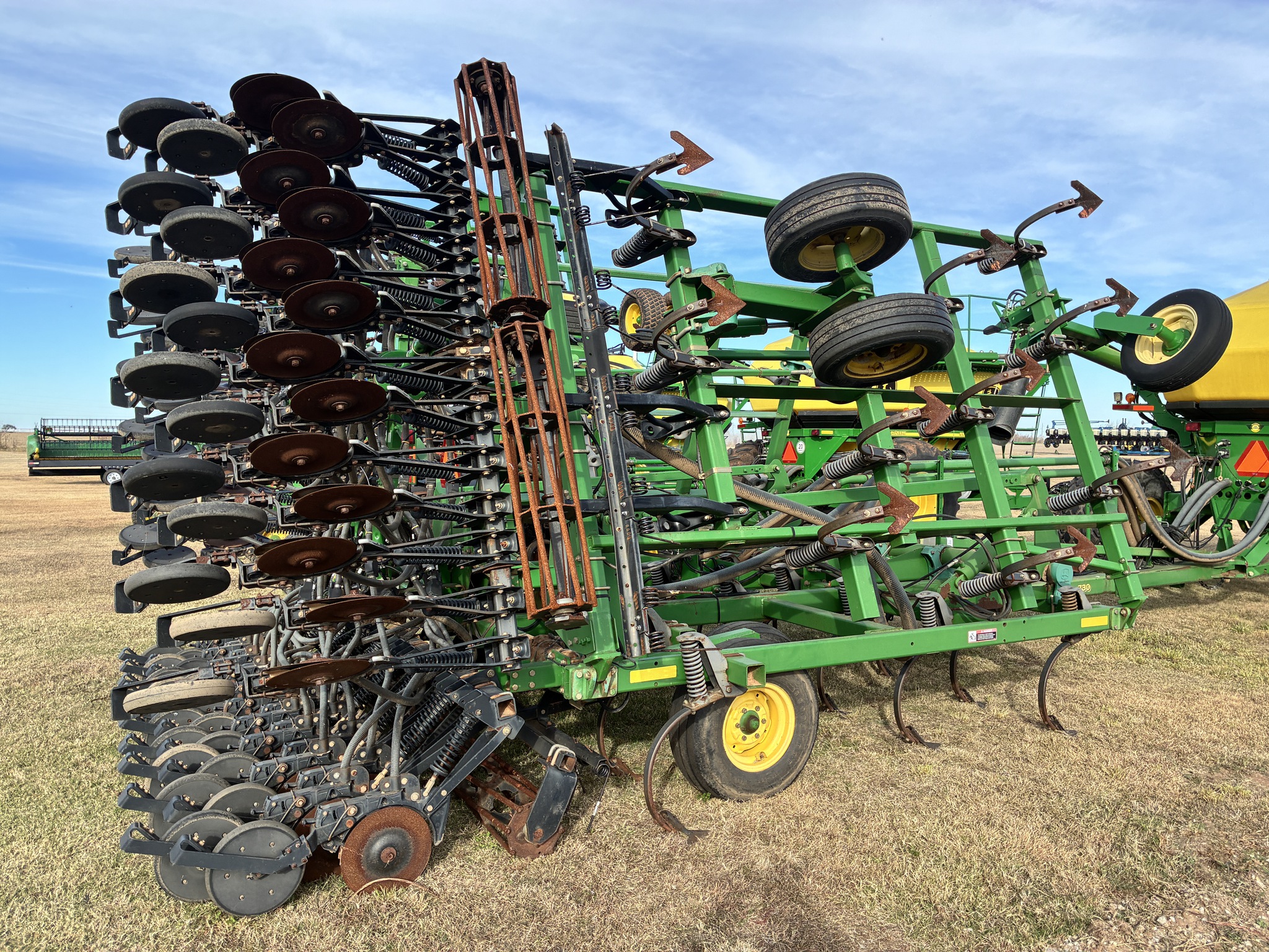 2009 John Deere 730 Image 4