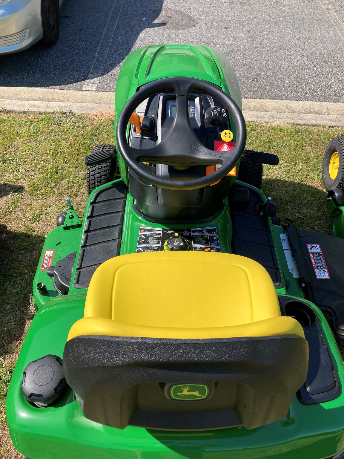 2023 John Deere X350 Lawn & Garden Tractors Lilburn, GA