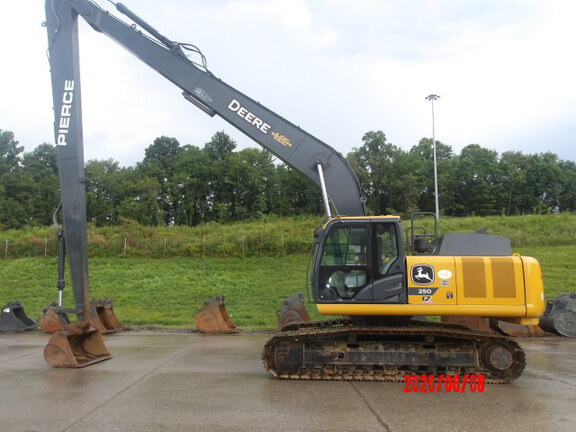 2023 John Deere 250 P-Tier