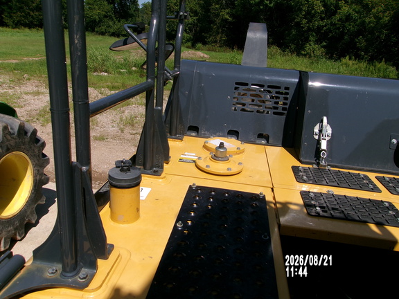 2023 John Deere 250P