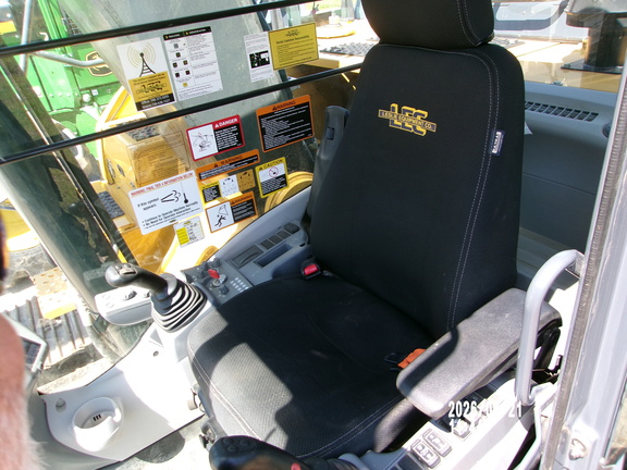 2023 John Deere 250P