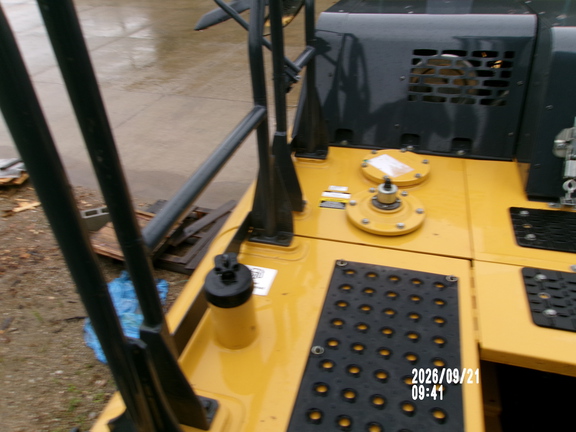 2023 John Deere 250P
