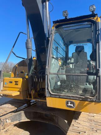 2023 John Deere 130 P