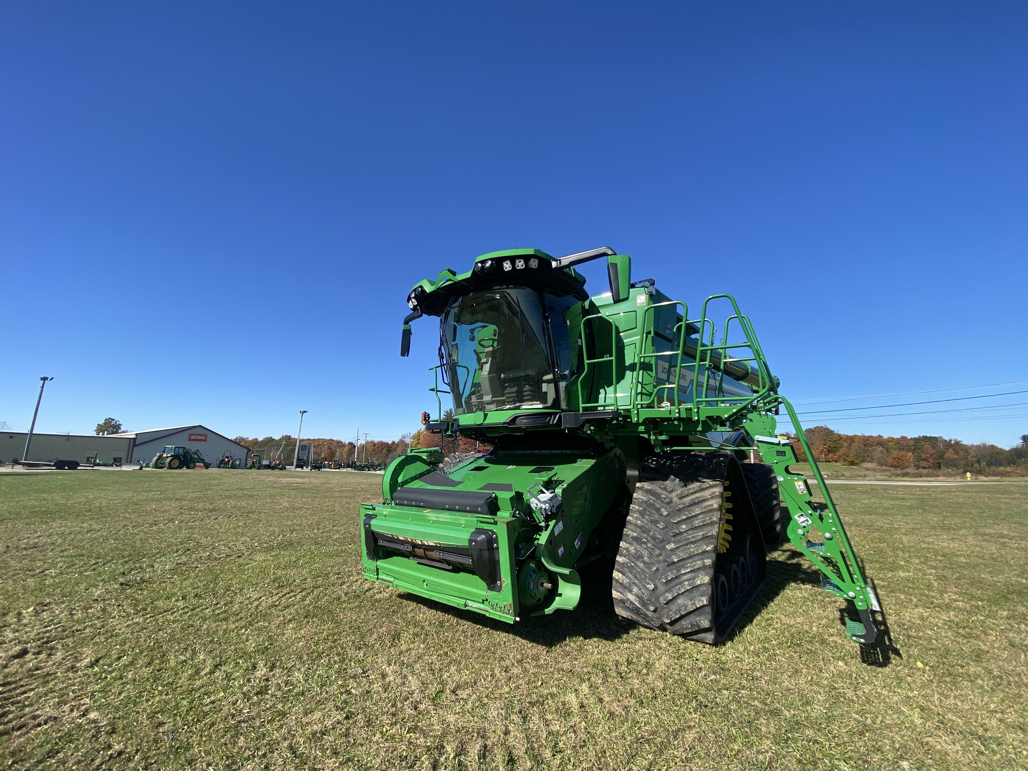 2022 John Deere X9 1100 Image 16