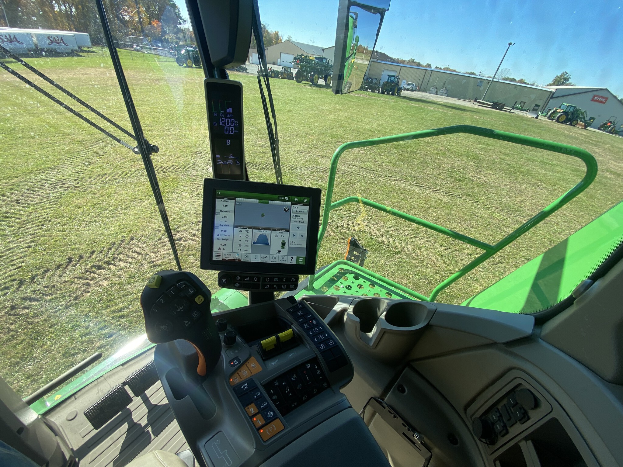 2022 John Deere X9 1100 Image 17