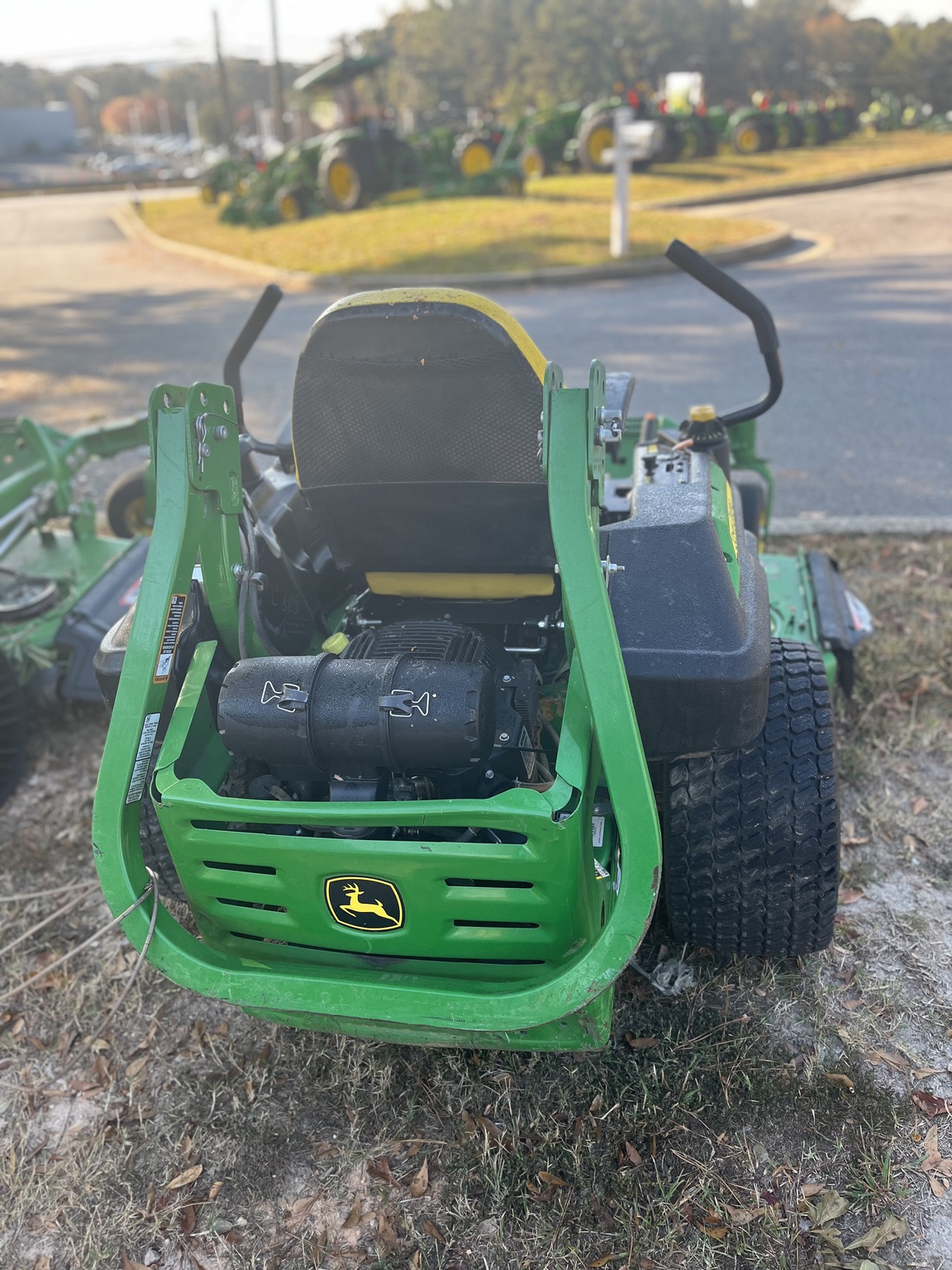 John Deere Z915E Image 3