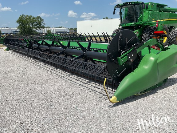 Photo of 2023 John Deere RD45F