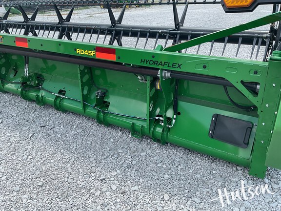 Photo of 2023 John Deere RD45F