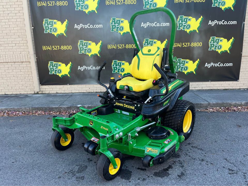2023 John Deere Z930M Image 1