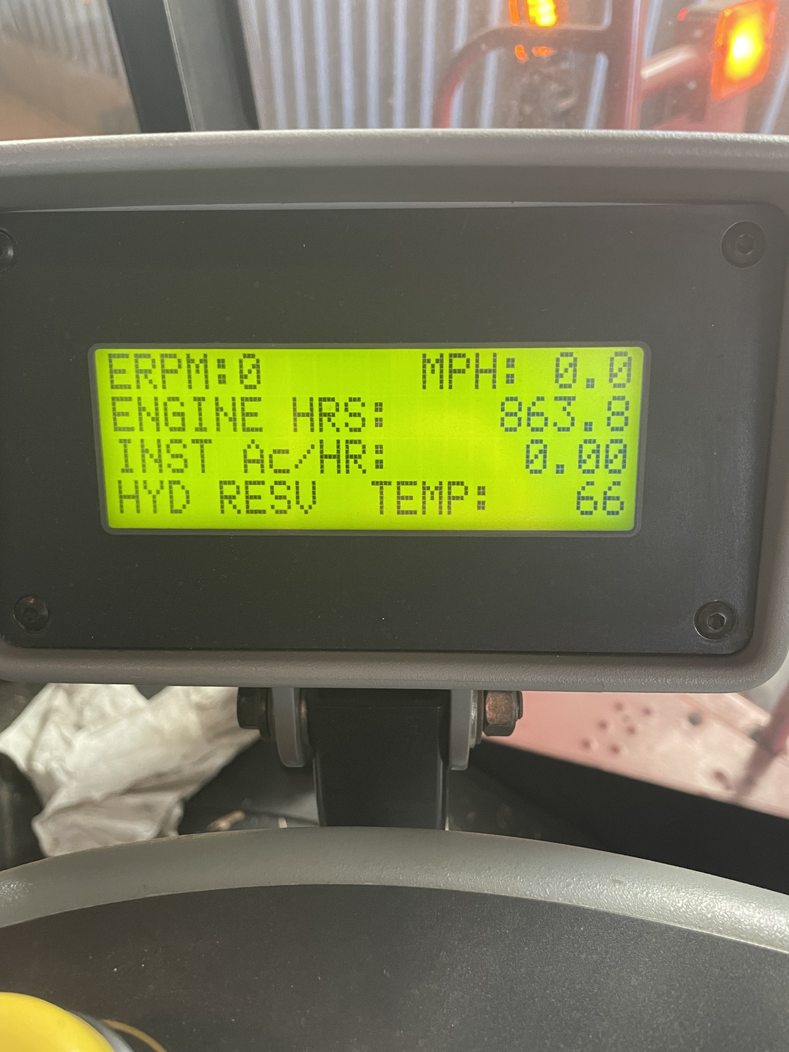 2013 New Holland H8040 Image 3