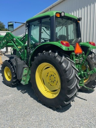 2013 John Deere 6115M Picture 11 2013 John Deere 6115M-11