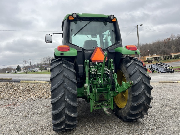 2013 John Deere 6115M Picture 6 2013 John Deere 6115M-6