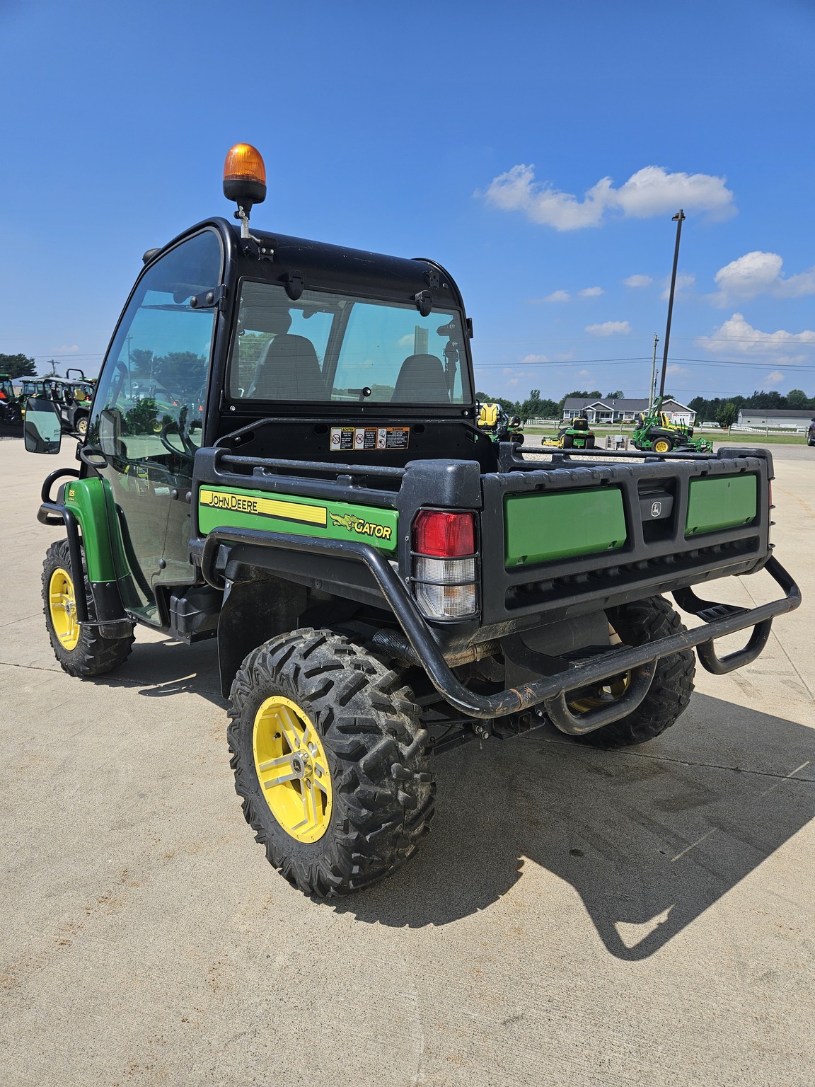 2014 John Deere XUV 825i Image 7