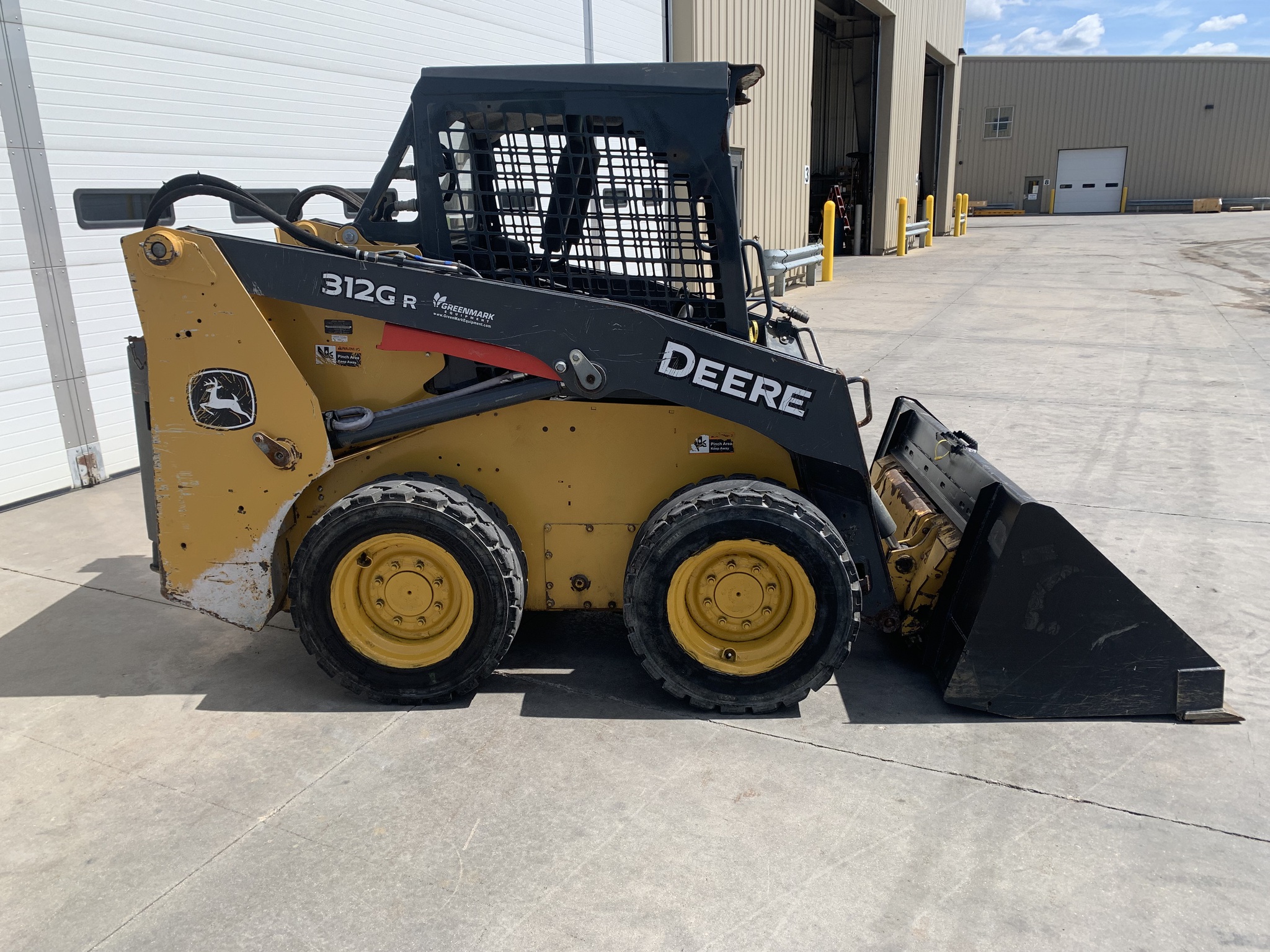2019 John Deere 312GR Image 2