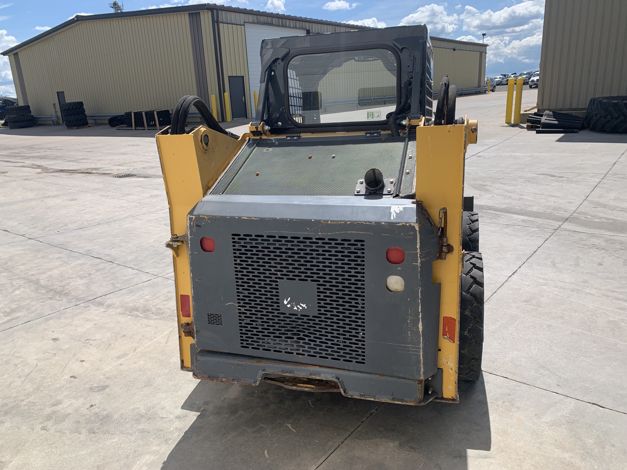 2019 John Deere 312GR Image 4