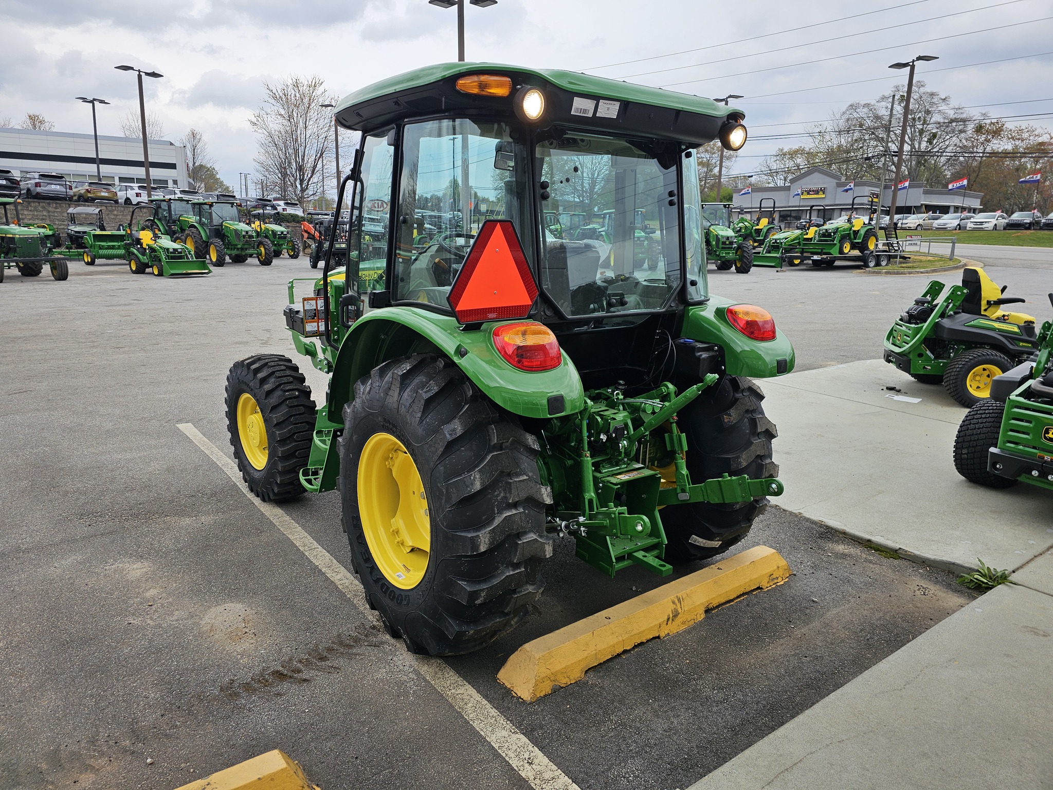 2024 John Deere 5060E Image 8