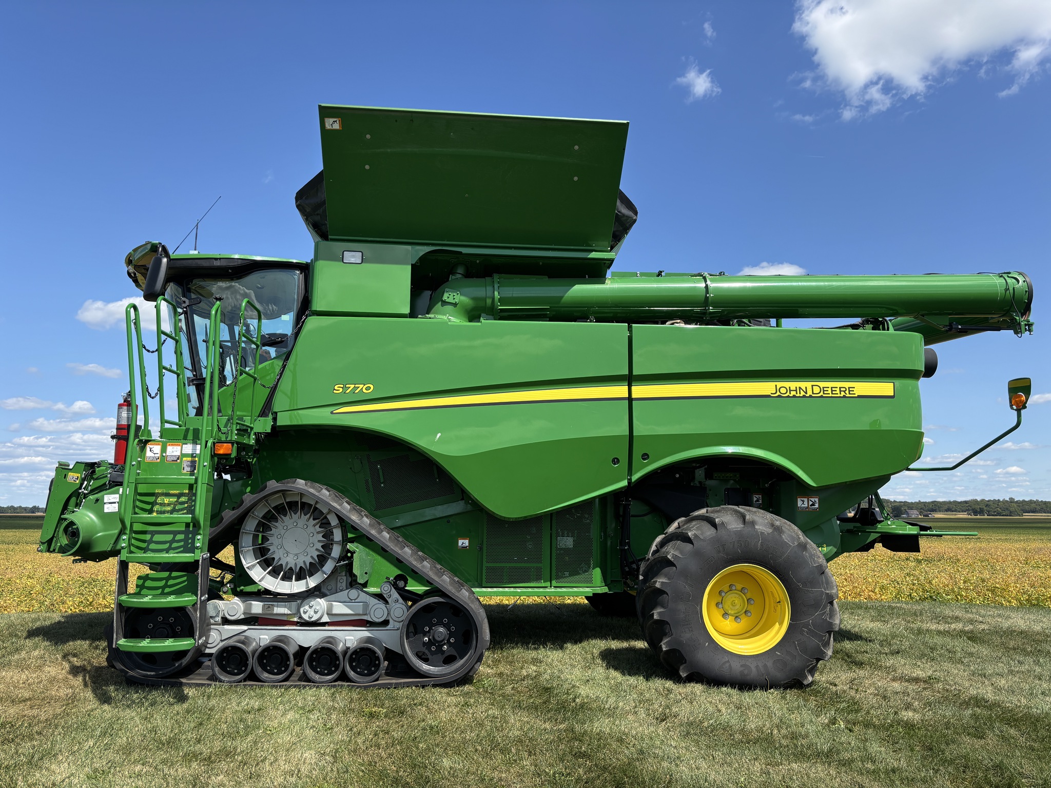 Used 2021 John Deere S770 Combines at Koenig Equipment in Urbana, OH - PhotoXL3
