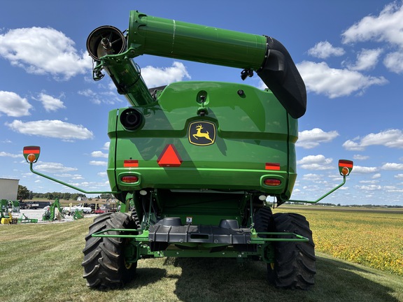 Used 2021 John Deere S770 Combines at Koenig Equipment in Urbana, OH - Photo7