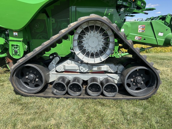 Used 2021 John Deere S770 Combines at Koenig Equipment in Urbana, OH - Photo10