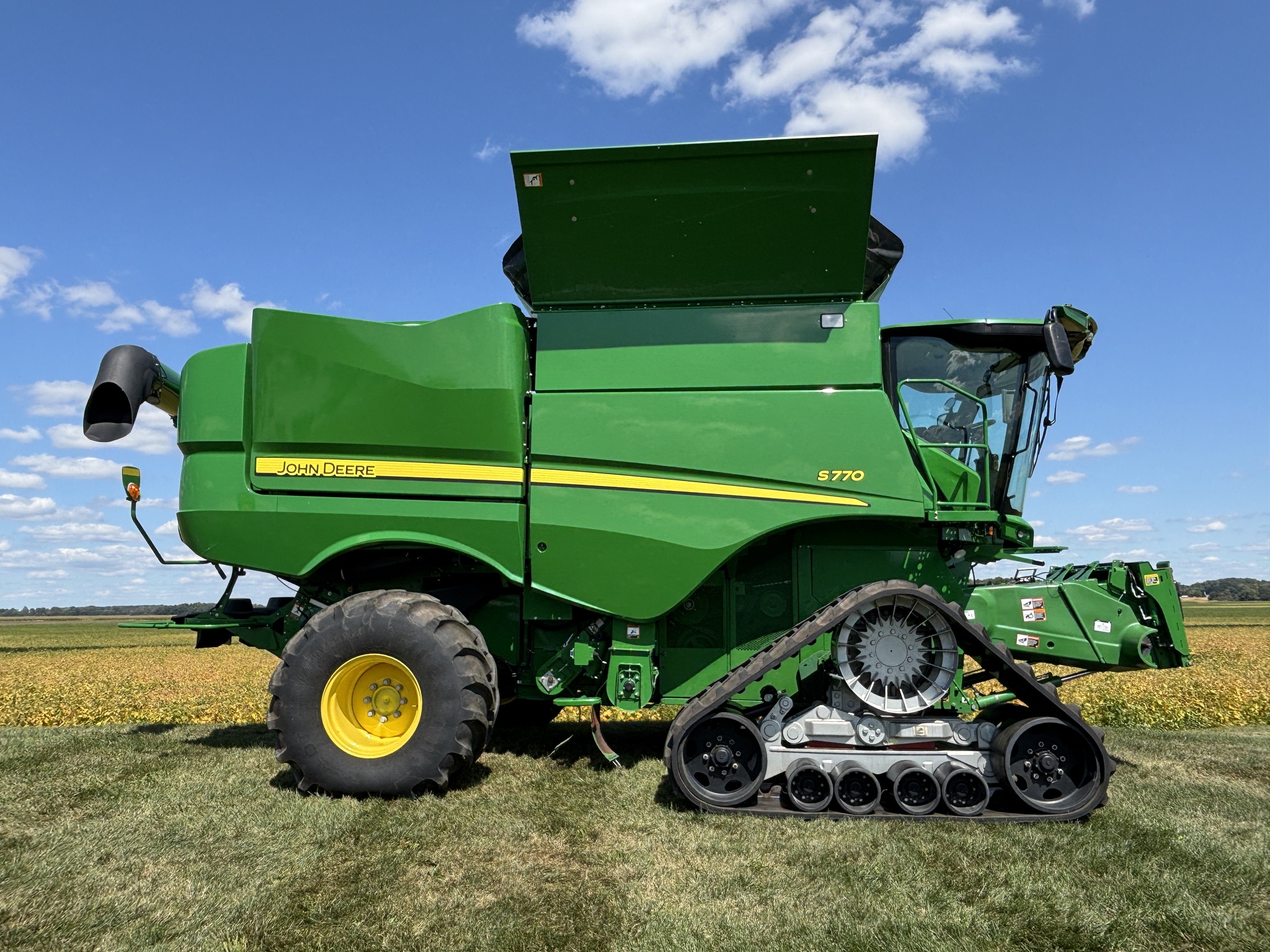 Used 2021 John Deere S770 Combines at Koenig Equipment in Urbana, OH - PhotoXL4