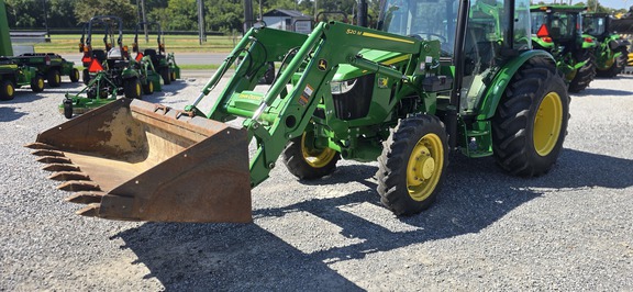 2021 John Deere 5075E