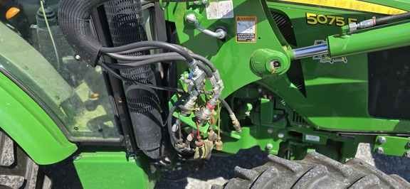 2021 John Deere 5075E