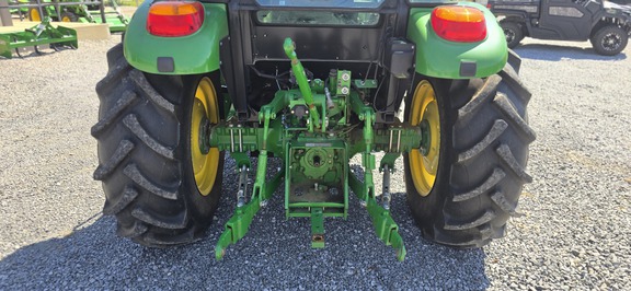 2021 John Deere 5075E