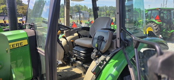 2021 John Deere 5075E