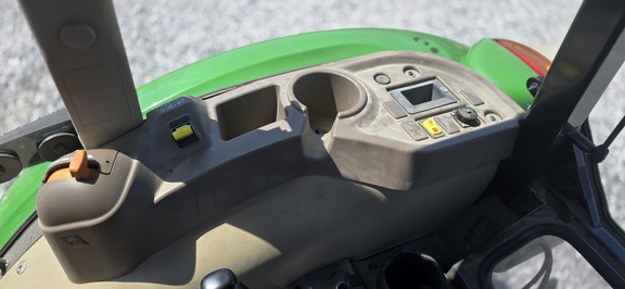 2021 John Deere 5075E