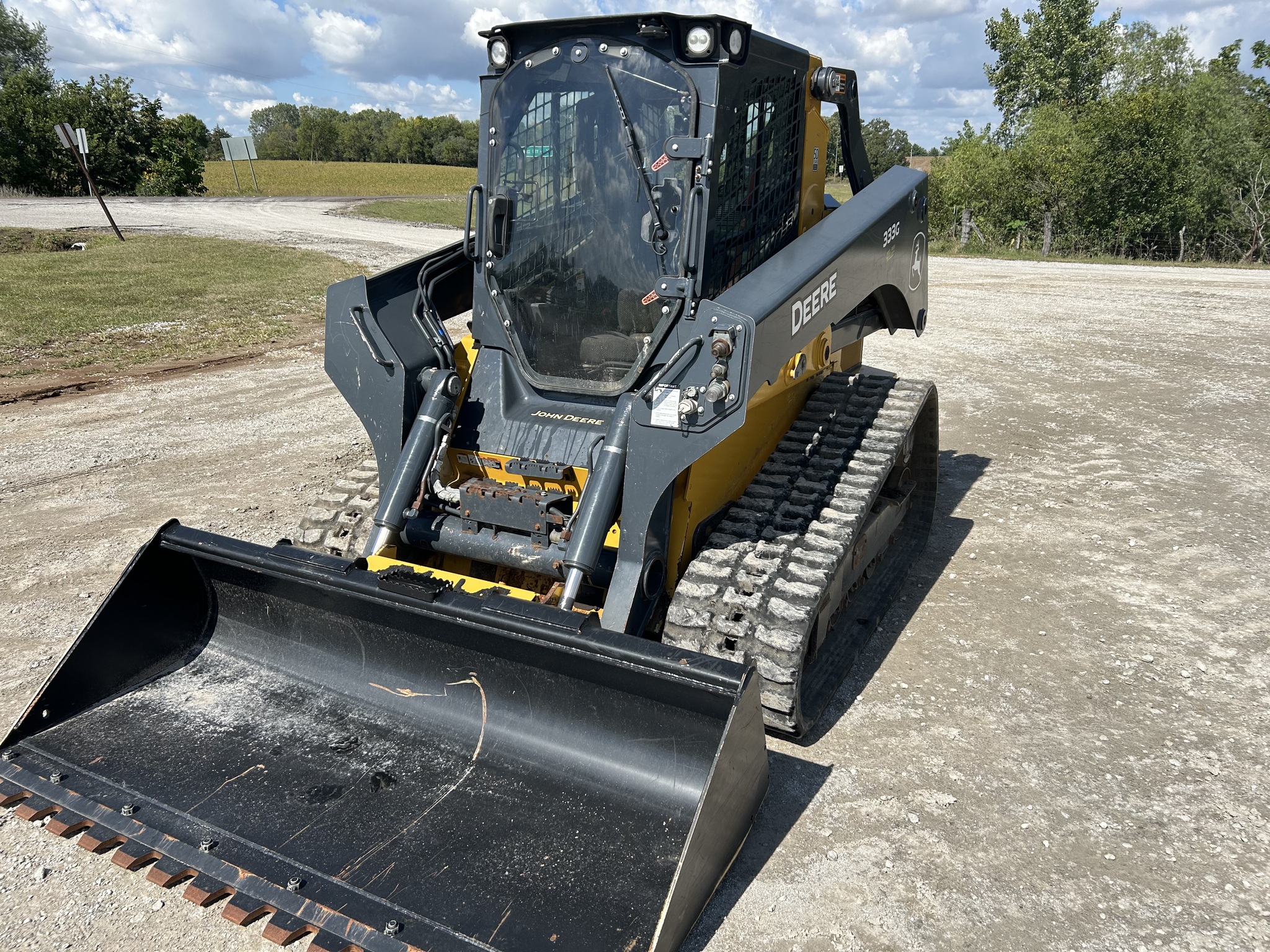  2020 John Deere 333G at Heritage Tractor in Joplin, MO